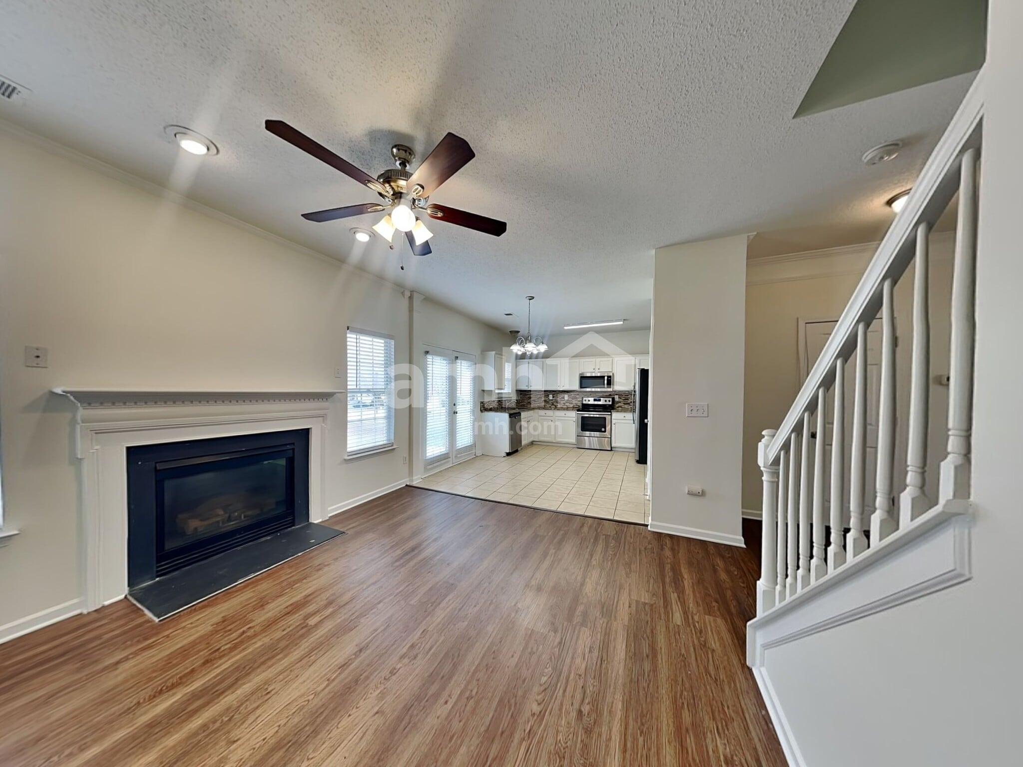 Building Photo - 1031 Sparrow Valley Way