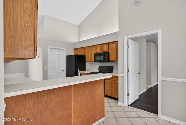 Building Photo - 3550 Sheldrake Dr