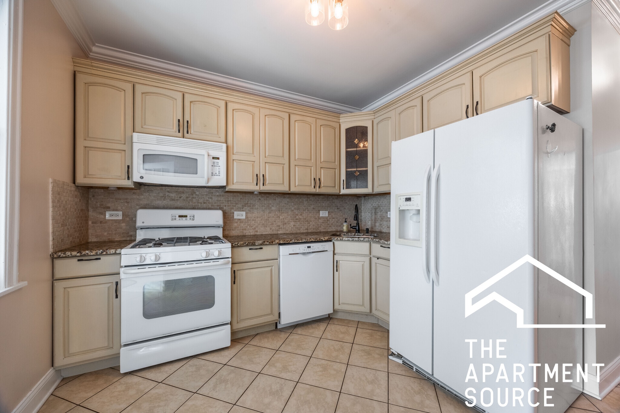 Building Photo - 3055 N Kimball Ave