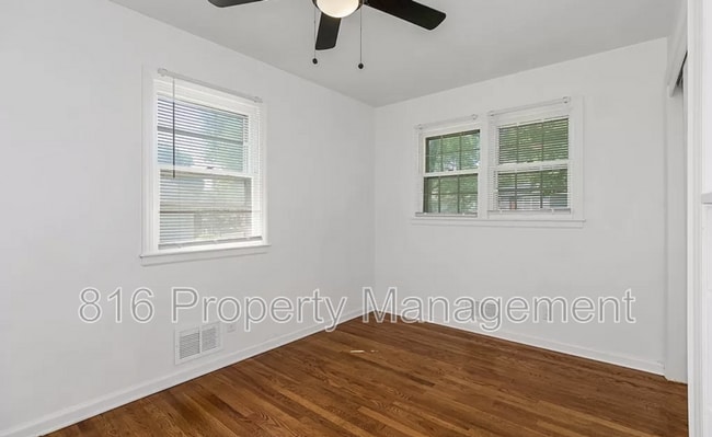 Building Photo - 1609 NE 60th Terrace