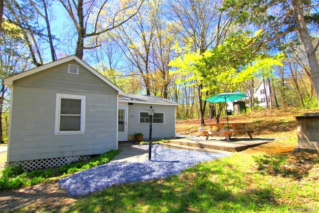 Building Photo - 35 Glanhope Rd