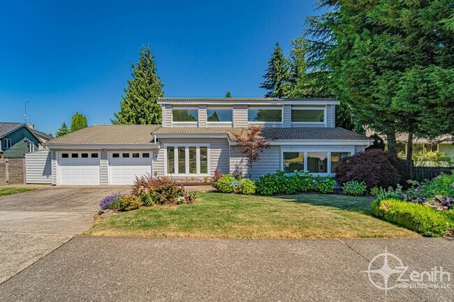 Building Photo - 1641 NW 31st Ave