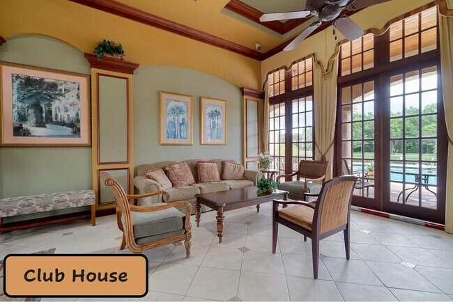 Building Photo - 1400 Crestwood Ct S