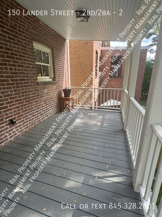 Building Photo - 150 Lander St