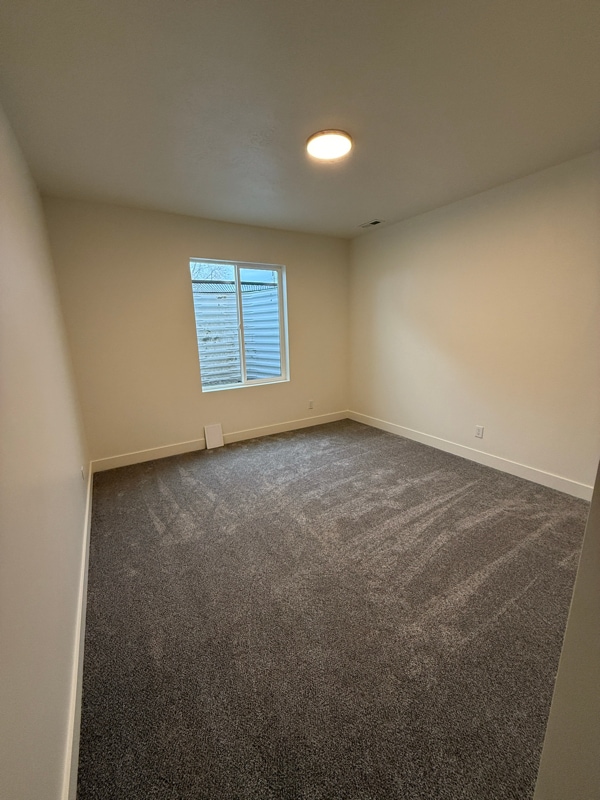 Building Photo - 245 N Center St