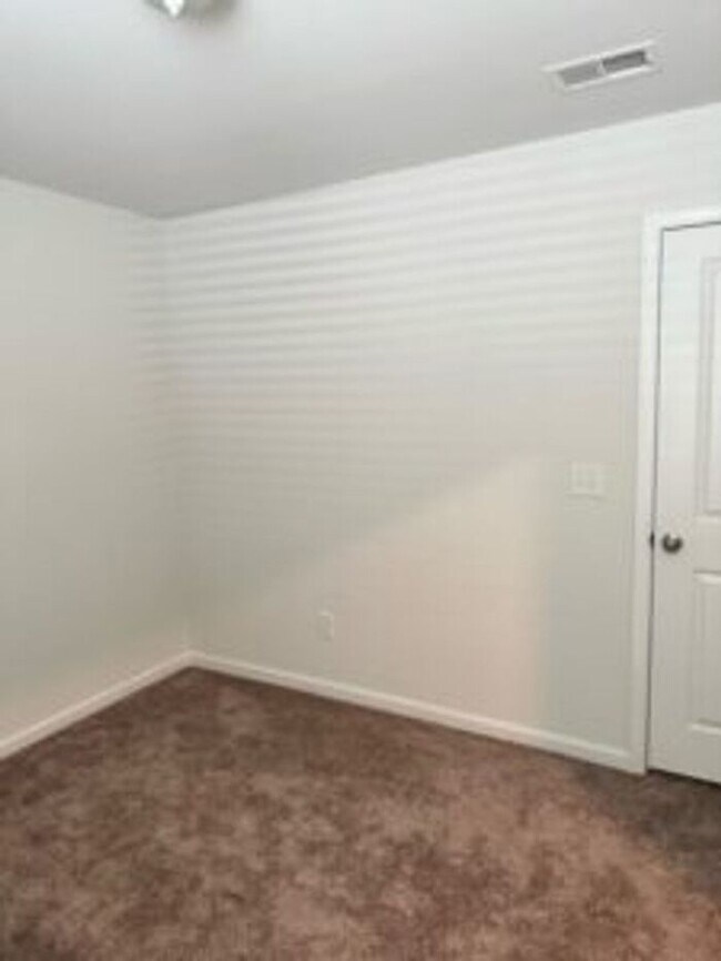 Building Photo - 439 Kippen Ln