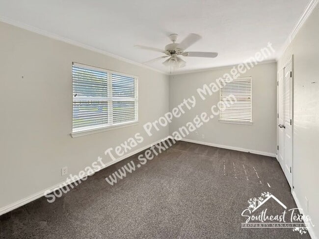 Building Photo - 2749 Rose Ave