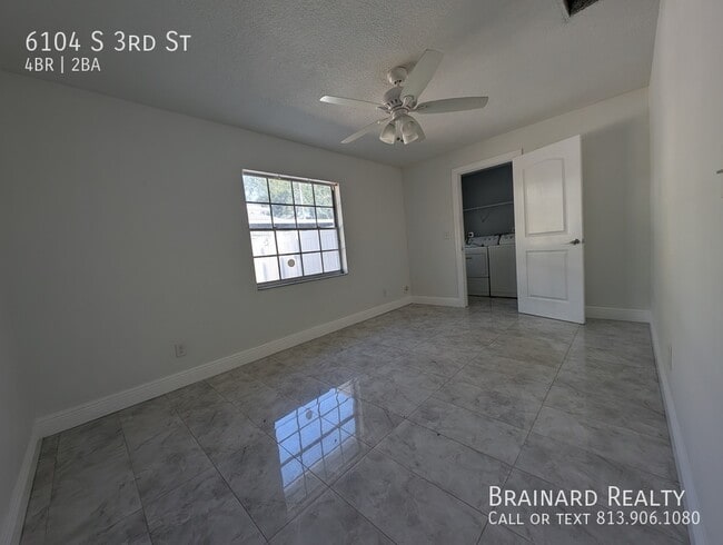 Building Photo - 6104 S 3rd St