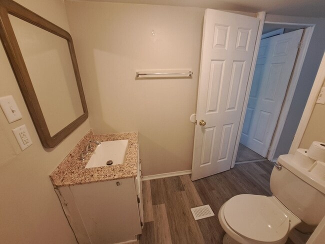 Building Photo - 1BR/1BA updated mobile home close to I10 a...