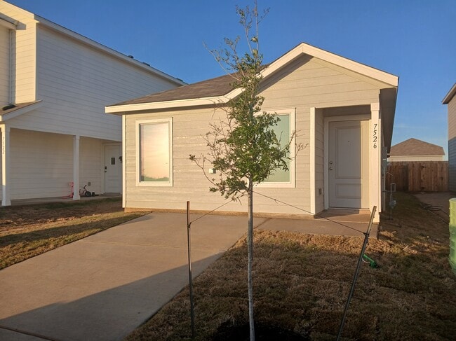 Building Photo - 7171 Sapphire Rdg