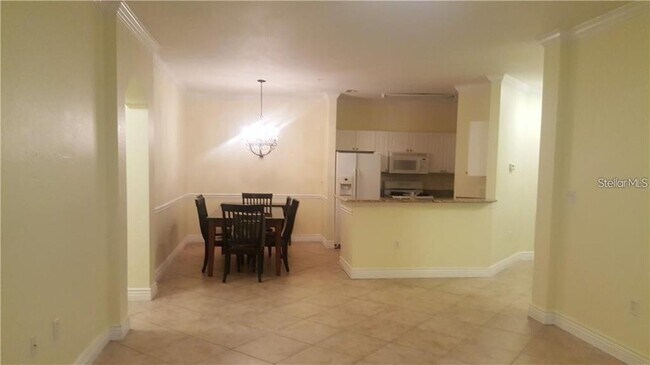 Building Photo - 2705 Via Murano