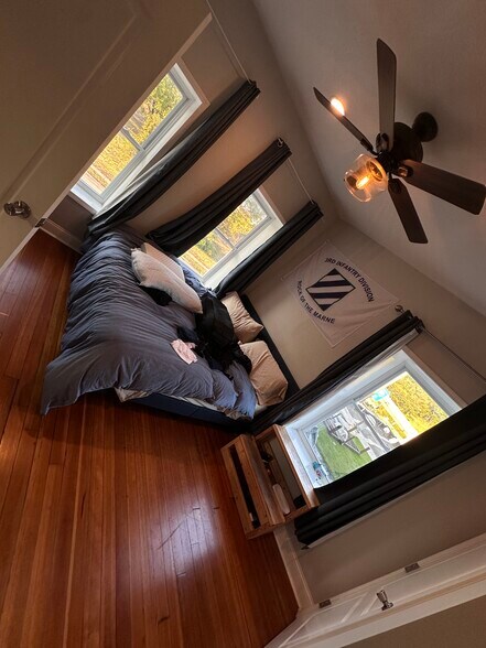Master Bedroom - 1209 Southwest Blvd