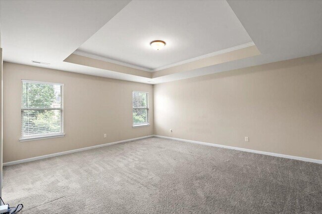 Building Photo - 2433 Chinkapin Ct