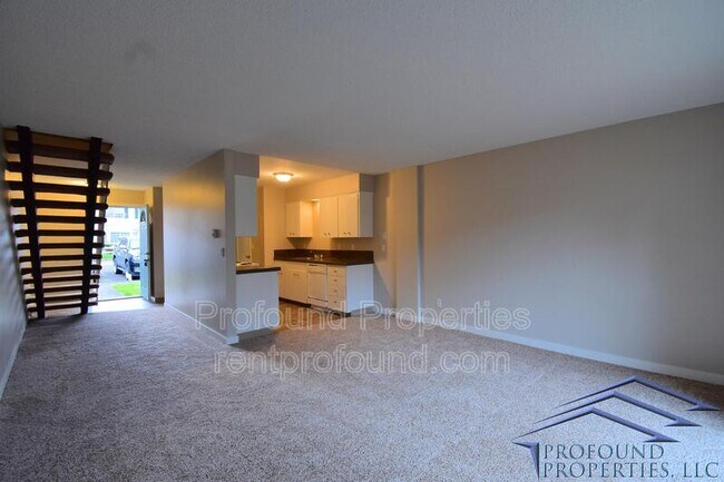 Building Photo - 6050 SW 130th Ave