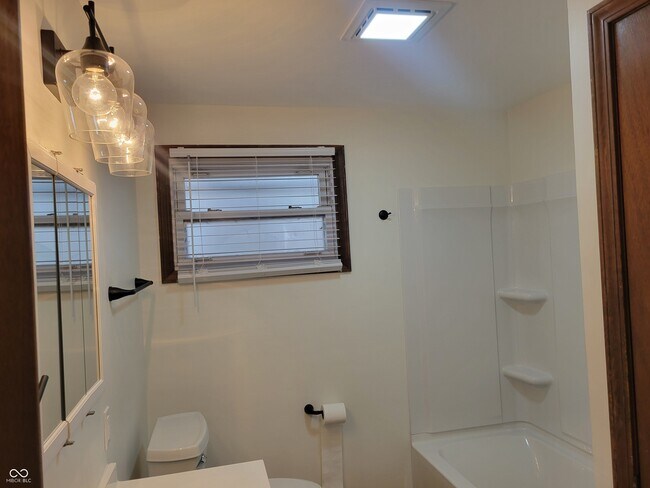 Building Photo - 3425 Campbell St