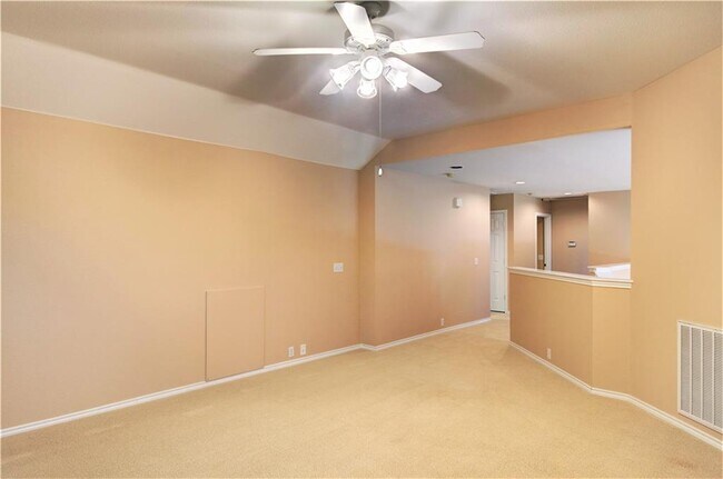 Building Photo - 8217 Endeavor Cir