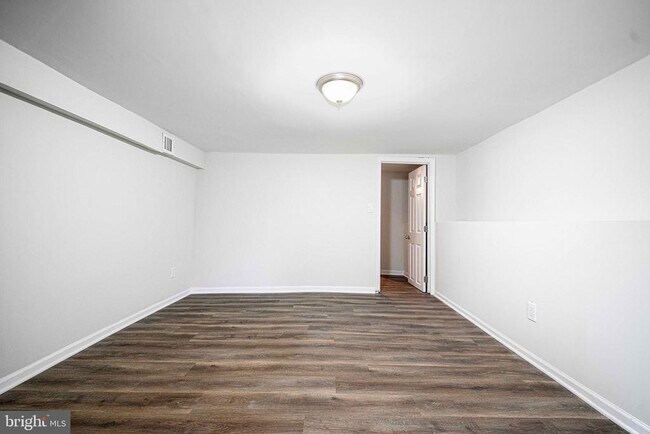 Building Photo - 1804 E Lanvale St