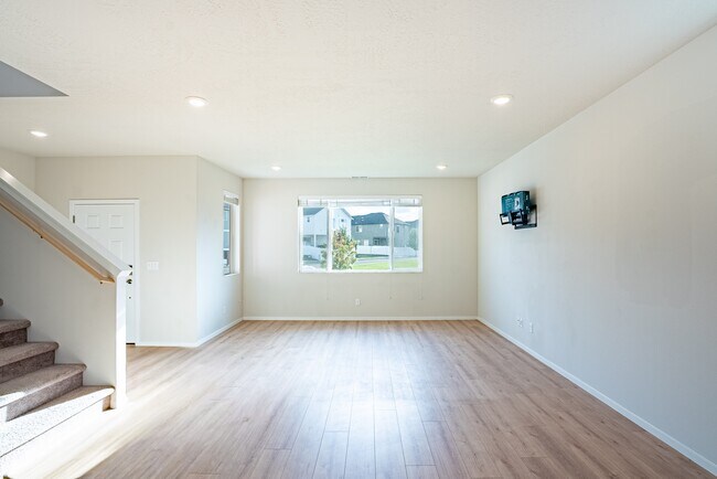 Building Photo - 24331 E Harrier Lp