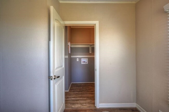 Building Photo - 4874 FM1374