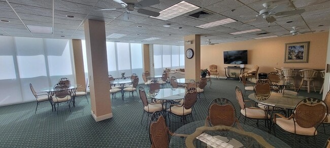 Building Photo - 5440 N Ocean Dr