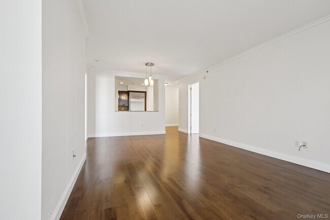 Building Photo - 10 City Pl