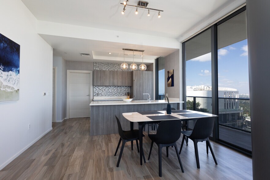 Kitchen/dining room - 801 S Miami Ave