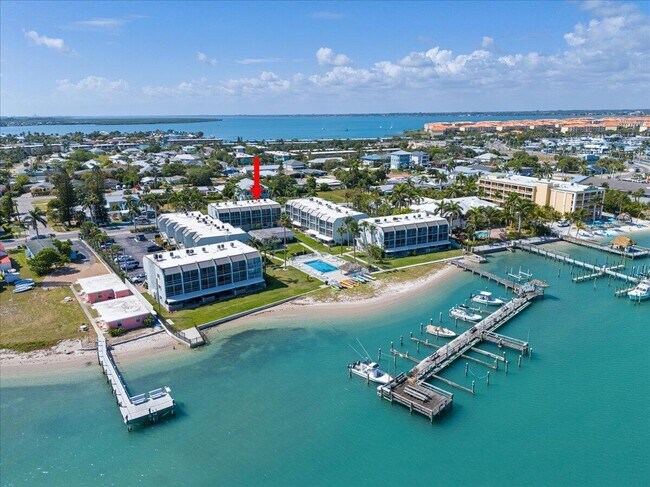 Building Photo - 1300 Seaway Dr