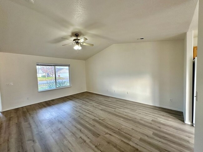 Building Photo - Single family Home for rent near Ramsey El...