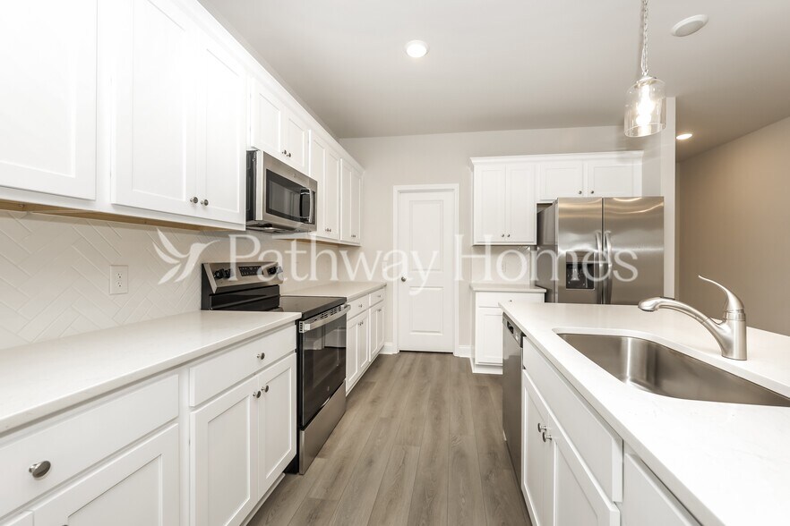 Building Photo - 344 Emerald Blvd