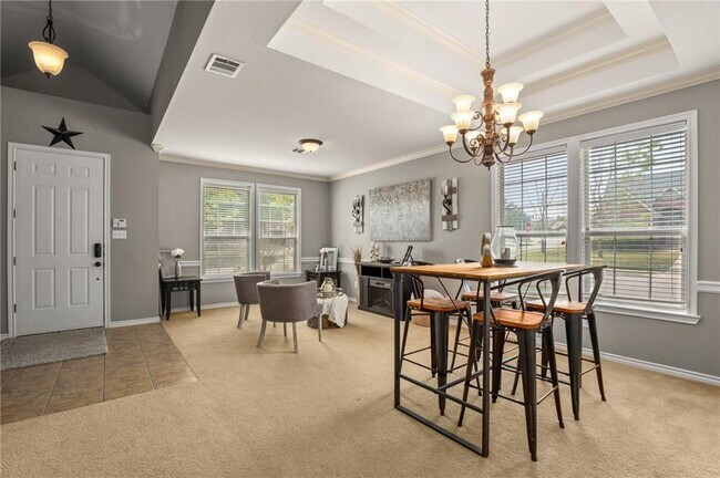Building Photo - 2800 Mission Tejas Dr