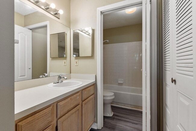 Building Photo - 4057 Crockers Lake Blvd