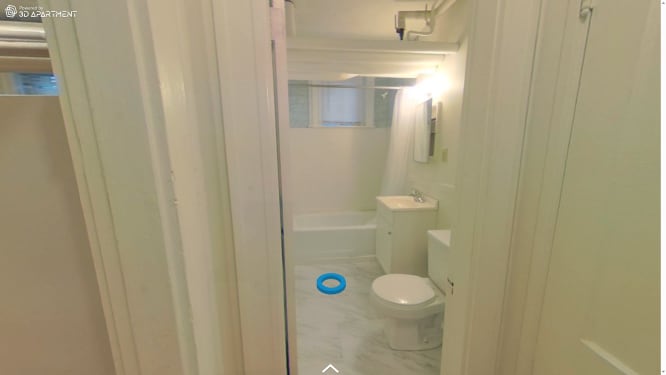 Building Photo - 44 Maple St