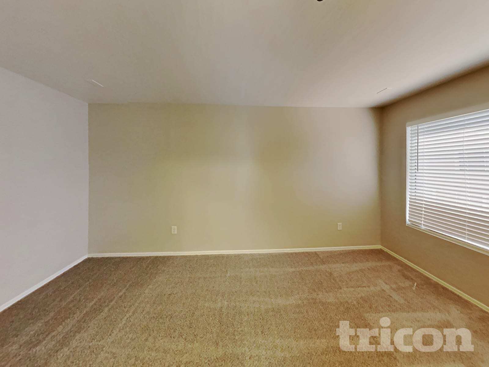 Building Photo - 3921 W Irwin Ave