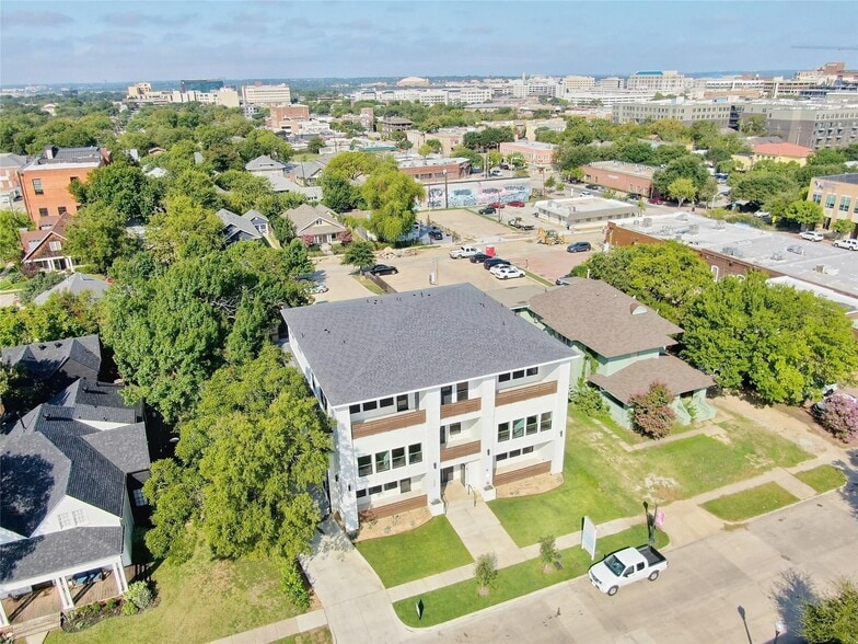 Building Photo - The Fairmount at Magnolia