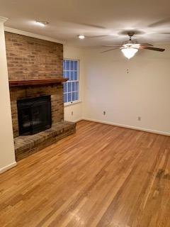 Building Photo - 3433 Springlake Dr