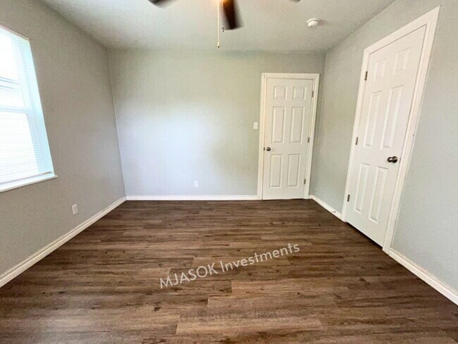 Building Photo - 3-Bed, 2-Bath Home Minutes from Fort Sill