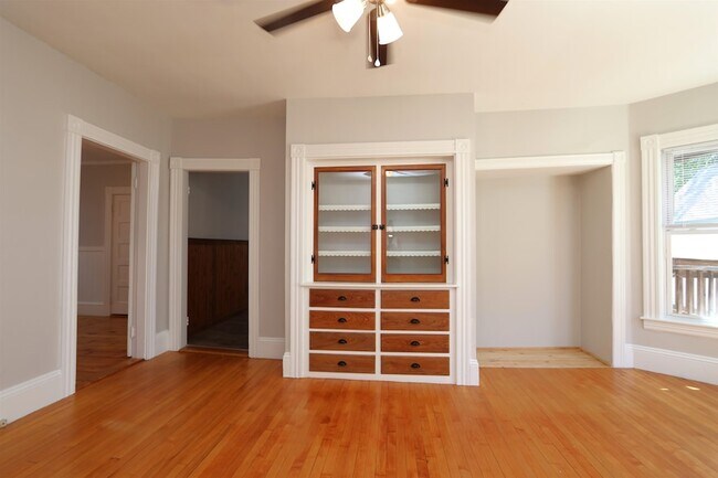 Building Photo - 781 Beech St