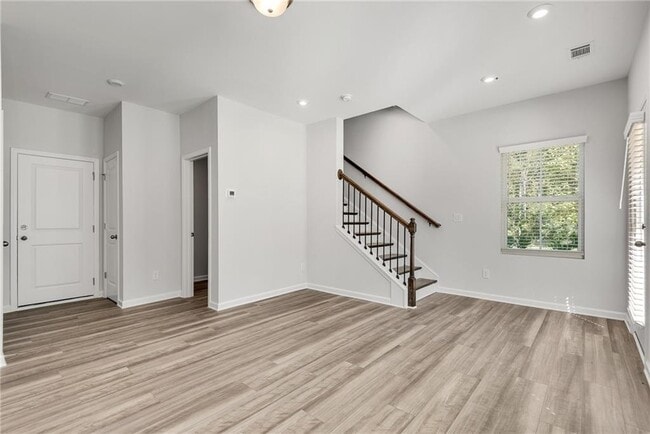 Building Photo - 1216 Marlo Wy