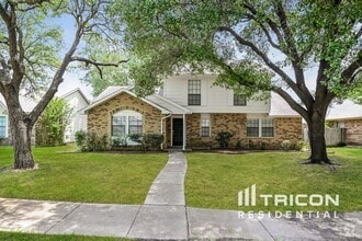 Building Photo - 1378 Southridge Dr
