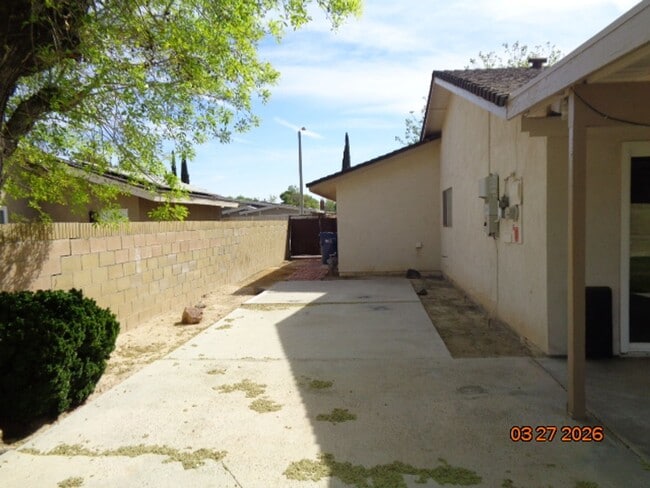 Building Photo - Single Story Home in College Terrace