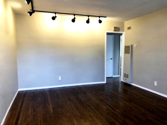 Living Room - 5315 Radford Ave