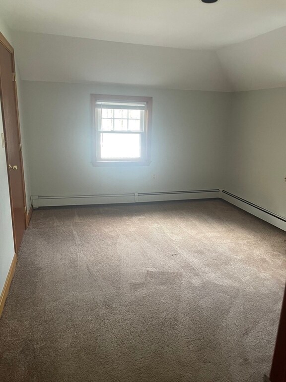 Building Photo - 86 Pond St