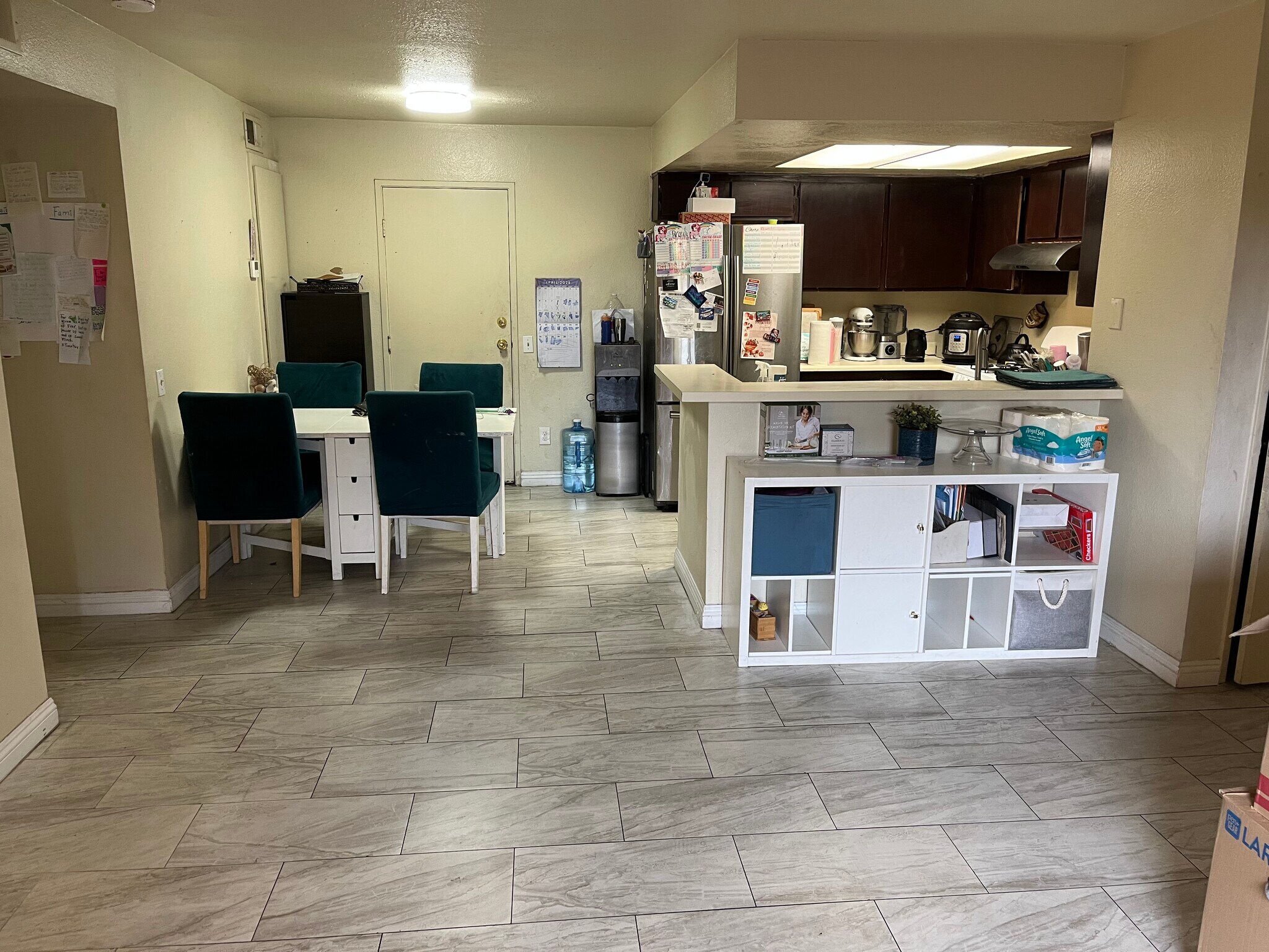 Building Photo - 2600 W Porter Ave