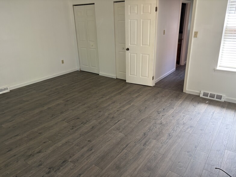 Building Photo - 306 Jacksonia St