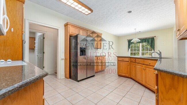 Building Photo - 68 Heartwood Dr