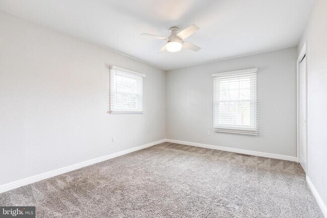 Building Photo - 2263 Mistwood Cir