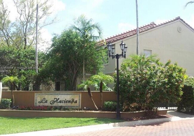 Primary Photo - 18342 NW 68th Ave