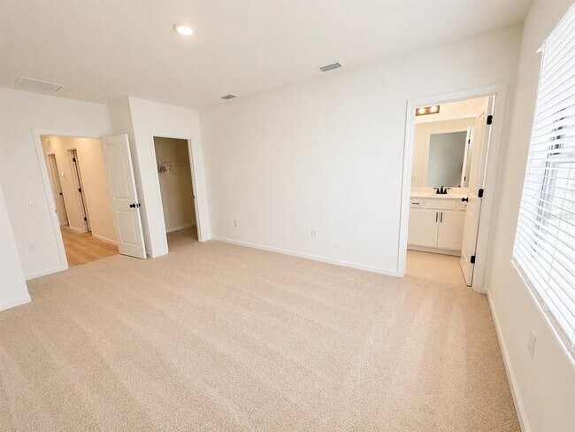 Building Photo - 6312 Silverstar Dr