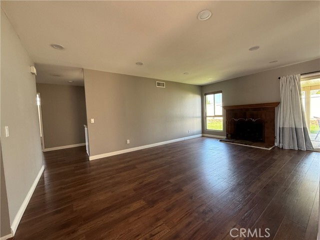 Building Photo - 1305 Turquoise Dr