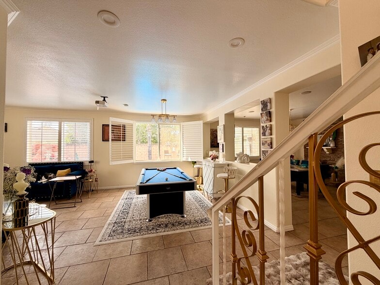 Building Photo - 12241 Queensbury Dr